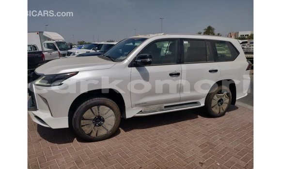 Buy Import Lexus LX White Car in Import - Dubai in Great Comore Buy Import Lexus LX White Car in Import - Dubai in Great Comore