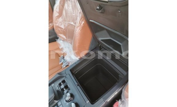 Buy Import Lexus LX White Car in Import - Dubai in Great Comore Buy Import Lexus LX White Car in Import - Dubai in Great Comore