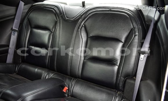 Acheter Import Voiture Chevrolet Camaro Rouge à Import - Dubai, Grande Comore Acheter Import Voiture Chevrolet Camaro Rouge à Import - Dubai, Grande Comore