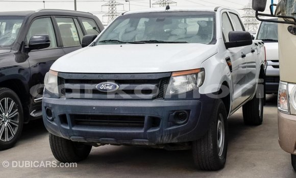 Acheter Import Voiture Ford Ranger Blanc à Import - Dubai, Grande Comore Acheter Import Voiture Ford Ranger Blanc à Import - Dubai, Grande Comore