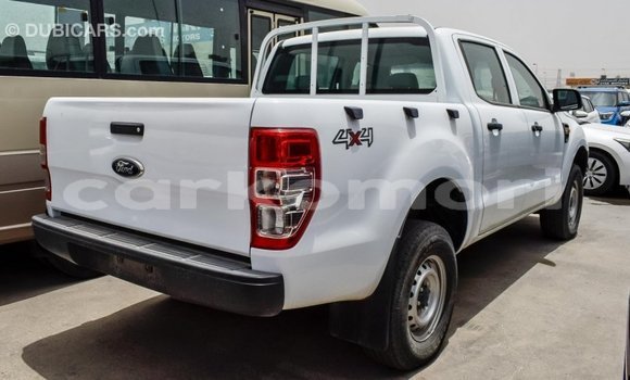 Acheter Import Voiture Ford Ranger Blanc à Import - Dubai, Grande Comore Acheter Import Voiture Ford Ranger Blanc à Import - Dubai, Grande Comore
