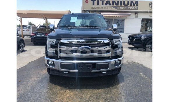 Acheter Import Voiture Ford Club Wagon Autre à Import - Dubai, Grande Comore