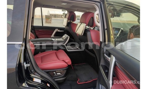Buy Import Toyota Land Cruiser Black Car in Import - Dubai in Great Comore Buy Import Toyota Land Cruiser Black Car in Import - Dubai in Great Comore