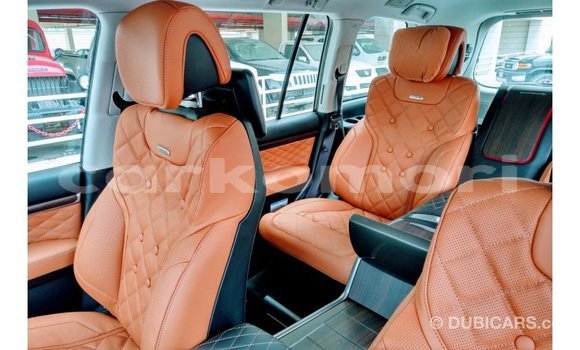 Buy Import Toyota Land Cruiser Black Car in Import - Dubai in Great Comore Buy Import Toyota Land Cruiser Black Car in Import - Dubai in Great Comore