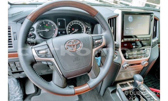 Buy Import Toyota Land Cruiser Black Car in Import - Dubai in Great Comore Buy Import Toyota Land Cruiser Black Car in Import - Dubai in Great Comore