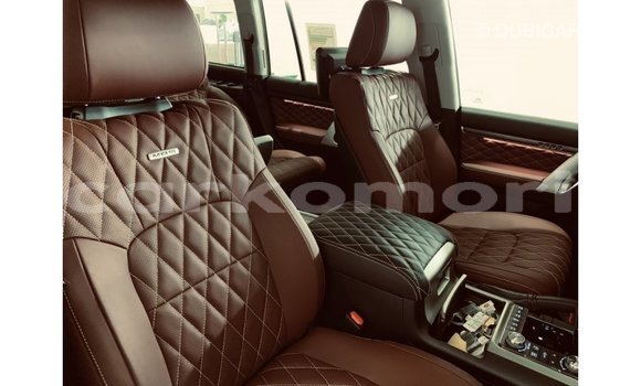 Buy Import Toyota Land Cruiser Black Car in Import - Dubai in Great Comore Buy Import Toyota Land Cruiser Black Car in Import - Dubai in Great Comore
