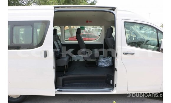 Buy Import Toyota Hiace White Car in Import - Dubai in Great Comore Buy Import Toyota Hiace White Car in Import - Dubai in Great Comore