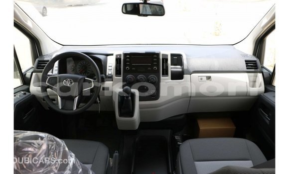 Buy Import Toyota Hiace White Car in Import - Dubai in Great Comore Buy Import Toyota Hiace White Car in Import - Dubai in Great Comore