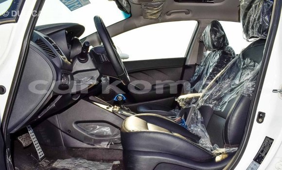 Buy Import Kia Cerato White Car in Import - Dubai in Great Comore Buy Import Kia Cerato White Car in Import - Dubai in Great Comore