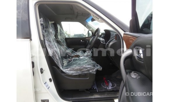 Acheter Import Voiture Nissan Patrol Blanc à Import - Dubai, Grande Comore Acheter Import Voiture Nissan Patrol Blanc à Import - Dubai, Grande Comore