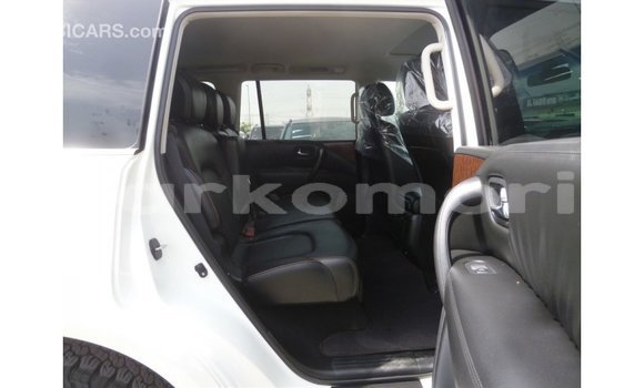 Acheter Import Voiture Nissan Patrol Blanc à Import - Dubai, Grande Comore Acheter Import Voiture Nissan Patrol Blanc à Import - Dubai, Grande Comore