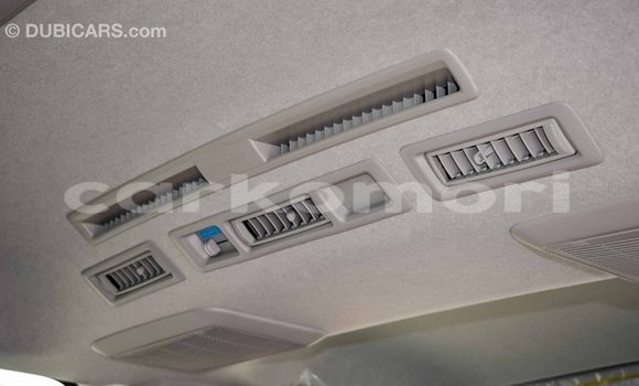 Buy Import Toyota Hiace White Car in Import - Dubai in Great Comore Buy Import Toyota Hiace White Car in Import - Dubai in Great Comore