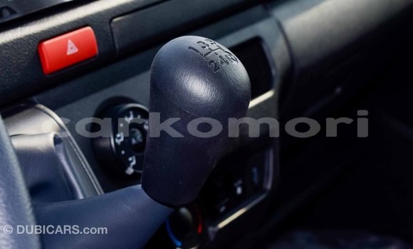 Buy Import Toyota Hiace White Car in Import - Dubai in Great Comore Buy Import Toyota Hiace White Car in Import - Dubai in Great Comore