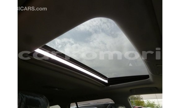 Acheter Import Voiture Toyota Land Cruiser Noir à Import - Dubai, Grande Comore Acheter Import Voiture Toyota Land Cruiser Noir à Import - Dubai, Grande Comore