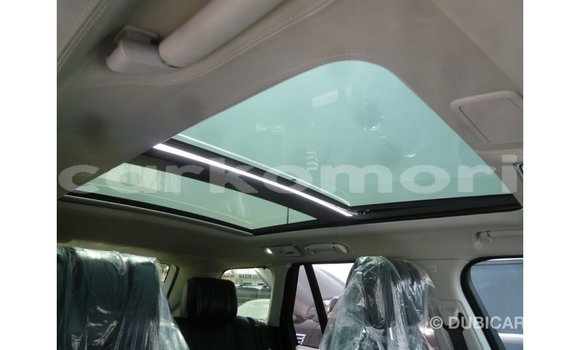 Acheter Import Voiture Land Rover Range Rover Autre à Import - Dubai, Grande Comore Acheter Import Voiture Land Rover Range Rover Autre à Import - Dubai, Grande Comore
