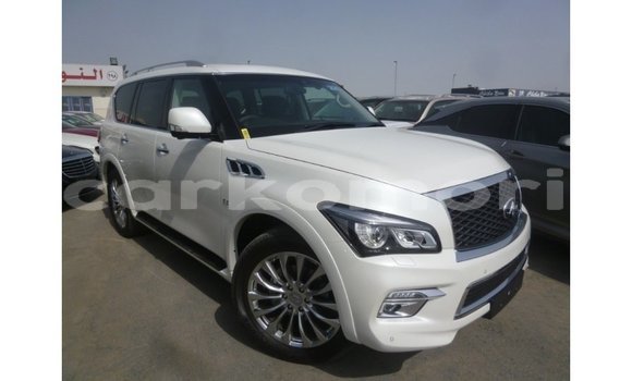 Acheter Import Voiture Infiniti Q Blanc à Import - Dubai, Grande Comore