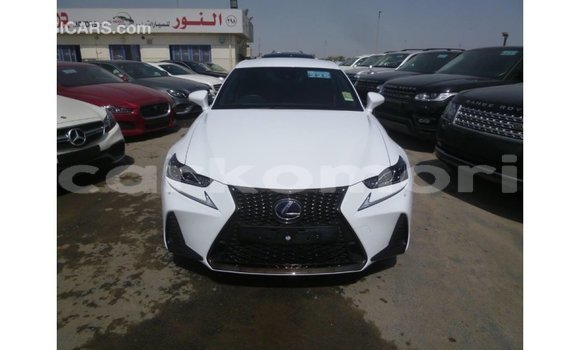 Acheter Import Voiture Lexus IS Blanc à Import - Dubai, Grande Comore Acheter Import Voiture Lexus IS Blanc à Import - Dubai, Grande Comore