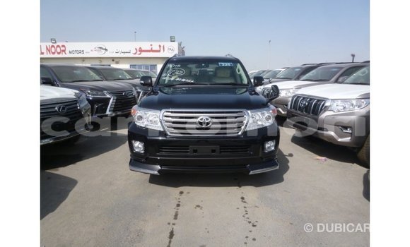 Buy Import Toyota Land Cruiser Black Car in Import - Dubai in Great Comore Buy Import Toyota Land Cruiser Black Car in Import - Dubai in Great Comore