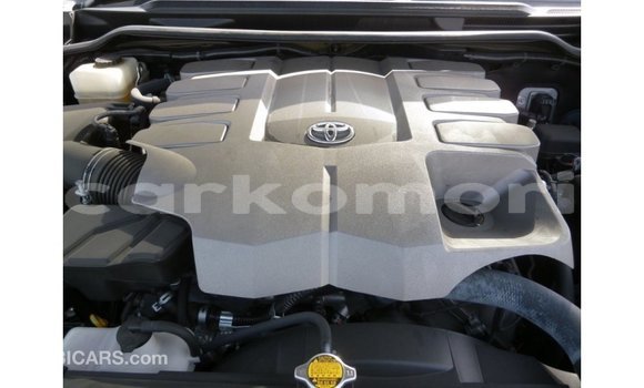 Buy Import Toyota Land Cruiser Black Car in Import - Dubai in Great Comore Buy Import Toyota Land Cruiser Black Car in Import - Dubai in Great Comore