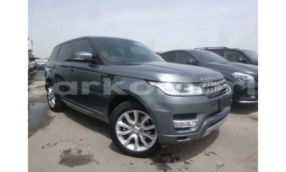 Acheter Import Voiture Land Rover Range Rover Vert à Import - Dubai, Grande Comore