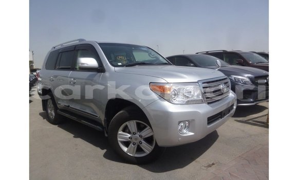 Buy Import Toyota Land Cruiser Other Car in Import - Dubai in Great Comore Buy Import Toyota Land Cruiser Other Car in Import - Dubai in Great Comore