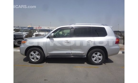 Buy Import Toyota Land Cruiser Other Car in Import - Dubai in Great Comore Buy Import Toyota Land Cruiser Other Car in Import - Dubai in Great Comore