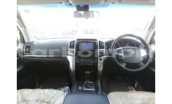 Buy Import Toyota Land Cruiser Other Car in Import - Dubai in Great Comore Buy Import Toyota Land Cruiser Other Car in Import - Dubai in Great Comore