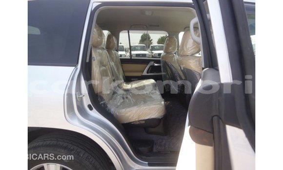 Buy Import Toyota Land Cruiser Other Car in Import - Dubai in Great Comore Buy Import Toyota Land Cruiser Other Car in Import - Dubai in Great Comore