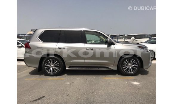 Acheter Import Voiture Lexus LX Autre à Import - Dubai, Grande Comore Acheter Import Voiture Lexus LX Autre à Import - Dubai, Grande Comore
