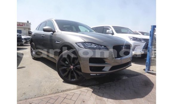 Acheter Import Voiture Jaguar F-Pace Autre à Import - Dubai, Grande Comore