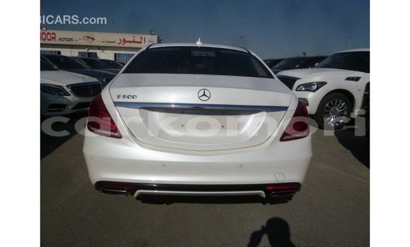 Buy Import Mercedes-Benz 190 White Car in Import - Dubai in Great Comore Buy Import Mercedes-Benz 190 White Car in Import - Dubai in Great Comore