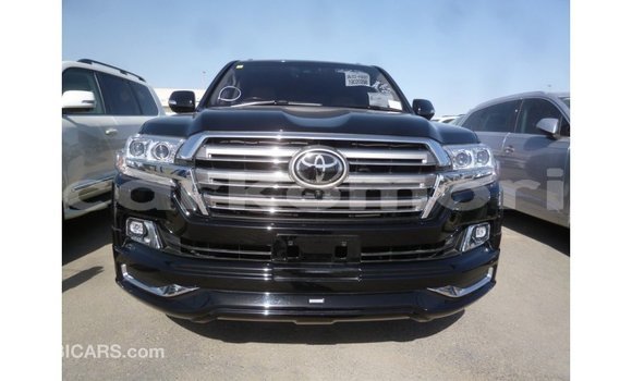 Buy Import Toyota Land Cruiser Black Car in Import - Dubai in Great Comore Buy Import Toyota Land Cruiser Black Car in Import - Dubai in Great Comore