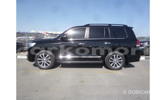 Buy Import Toyota Land Cruiser Black Car in Import - Dubai in Great Comore Buy Import Toyota Land Cruiser Black Car in Import - Dubai in Great Comore