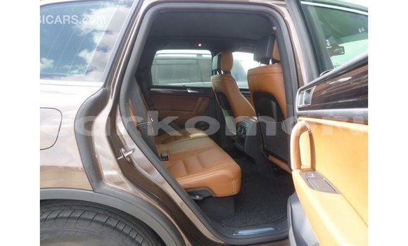 Buy Import Volkswagen Touareg Brown Car in Import - Dubai in Great Comore Buy Import Volkswagen Touareg Brown Car in Import - Dubai in Great Comore