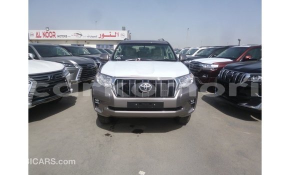 Acheter Import Voiture Toyota Prado Autre à Import - Dubai, Grande Comore Acheter Import Voiture Toyota Prado Autre à Import - Dubai, Grande Comore