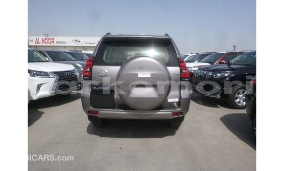 Acheter Import Voiture Toyota Prado Autre à Import - Dubai, Grande Comore Acheter Import Voiture Toyota Prado Autre à Import - Dubai, Grande Comore