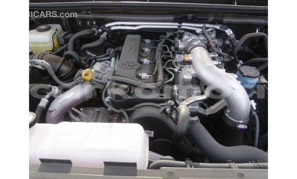Acheter Import Voiture Toyota Prado Autre à Import - Dubai, Grande Comore Acheter Import Voiture Toyota Prado Autre à Import - Dubai, Grande Comore