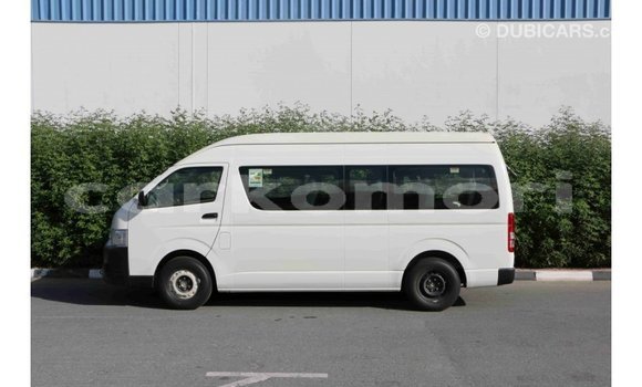 Buy Import Toyota Hiace White Car in Import - Dubai in Great Comore Buy Import Toyota Hiace White Car in Import - Dubai in Great Comore