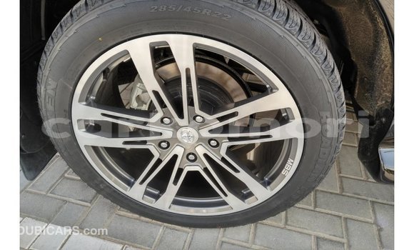 Buy Import Toyota Land Cruiser Black Car in Import - Dubai in Great Comore Buy Import Toyota Land Cruiser Black Car in Import - Dubai in Great Comore