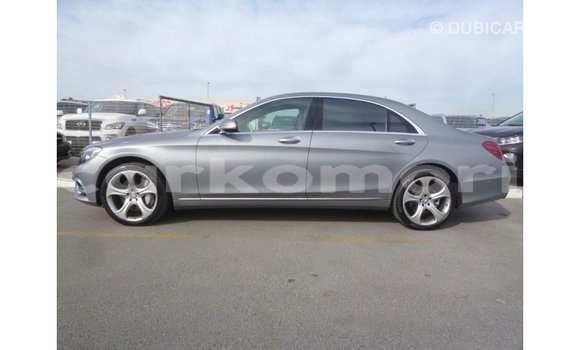 Buy Import Mercedes-Benz 190 Other Car in Import - Dubai in Great Comore Buy Import Mercedes-Benz 190 Other Car in Import - Dubai in Great Comore