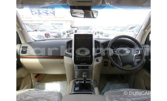 Acheter Import Voiture Toyota Land Cruiser Autre à Import - Dubai, Grande Comore Acheter Import Voiture Toyota Land Cruiser Autre à Import - Dubai, Grande Comore