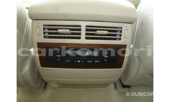 Acheter Import Voiture Toyota Land Cruiser Autre à Import - Dubai, Grande Comore Acheter Import Voiture Toyota Land Cruiser Autre à Import - Dubai, Grande Comore