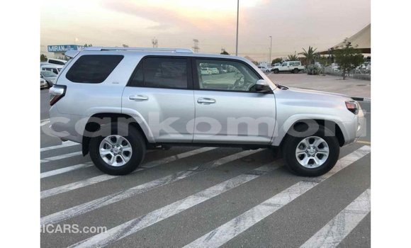 Acheter Import Voiture Toyota 4Runner Autre à Import - Dubai, Grande Comore Acheter Import Voiture Toyota 4Runner Autre à Import - Dubai, Grande Comore