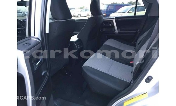 Acheter Import Voiture Toyota 4Runner Autre à Import - Dubai, Grande Comore Acheter Import Voiture Toyota 4Runner Autre à Import - Dubai, Grande Comore