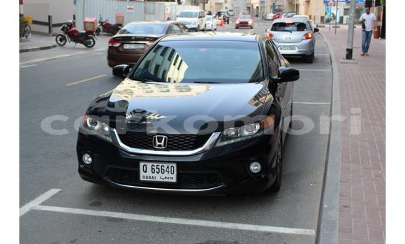 Acheter Import Voiture Honda Accord Noir à Import - Dubai, Grande Comore