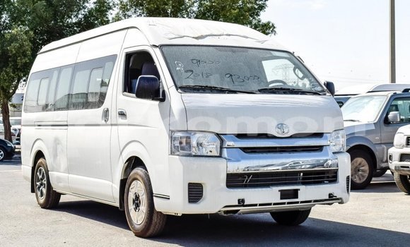 Buy Import Toyota Hiace White Car in Import - Dubai in Great Comore Buy Import Toyota Hiace White Car in Import - Dubai in Great Comore