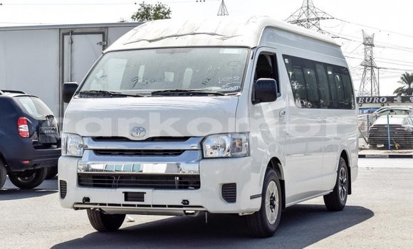 Buy Import Toyota Hiace White Car in Import - Dubai in Great Comore Buy Import Toyota Hiace White Car in Import - Dubai in Great Comore