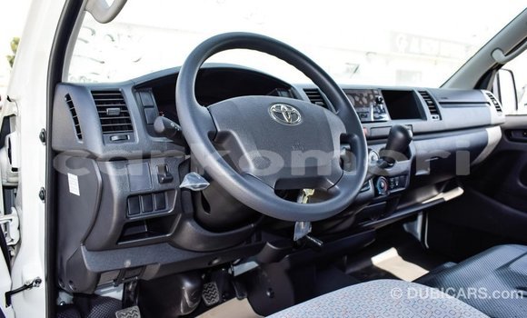 Buy Import Toyota Hiace White Car in Import - Dubai in Great Comore Buy Import Toyota Hiace White Car in Import - Dubai in Great Comore