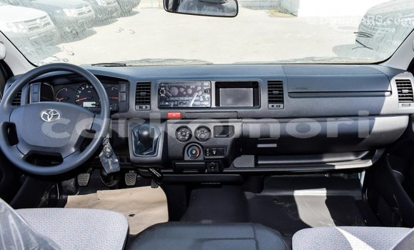 Buy Import Toyota Hiace White Car in Import - Dubai in Great Comore Buy Import Toyota Hiace White Car in Import - Dubai in Great Comore