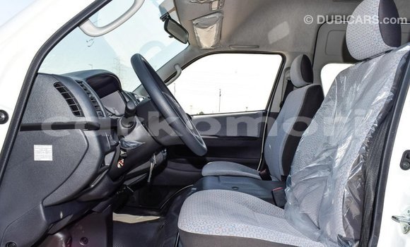 Buy Import Toyota Hiace White Car in Import - Dubai in Great Comore Buy Import Toyota Hiace White Car in Import - Dubai in Great Comore
